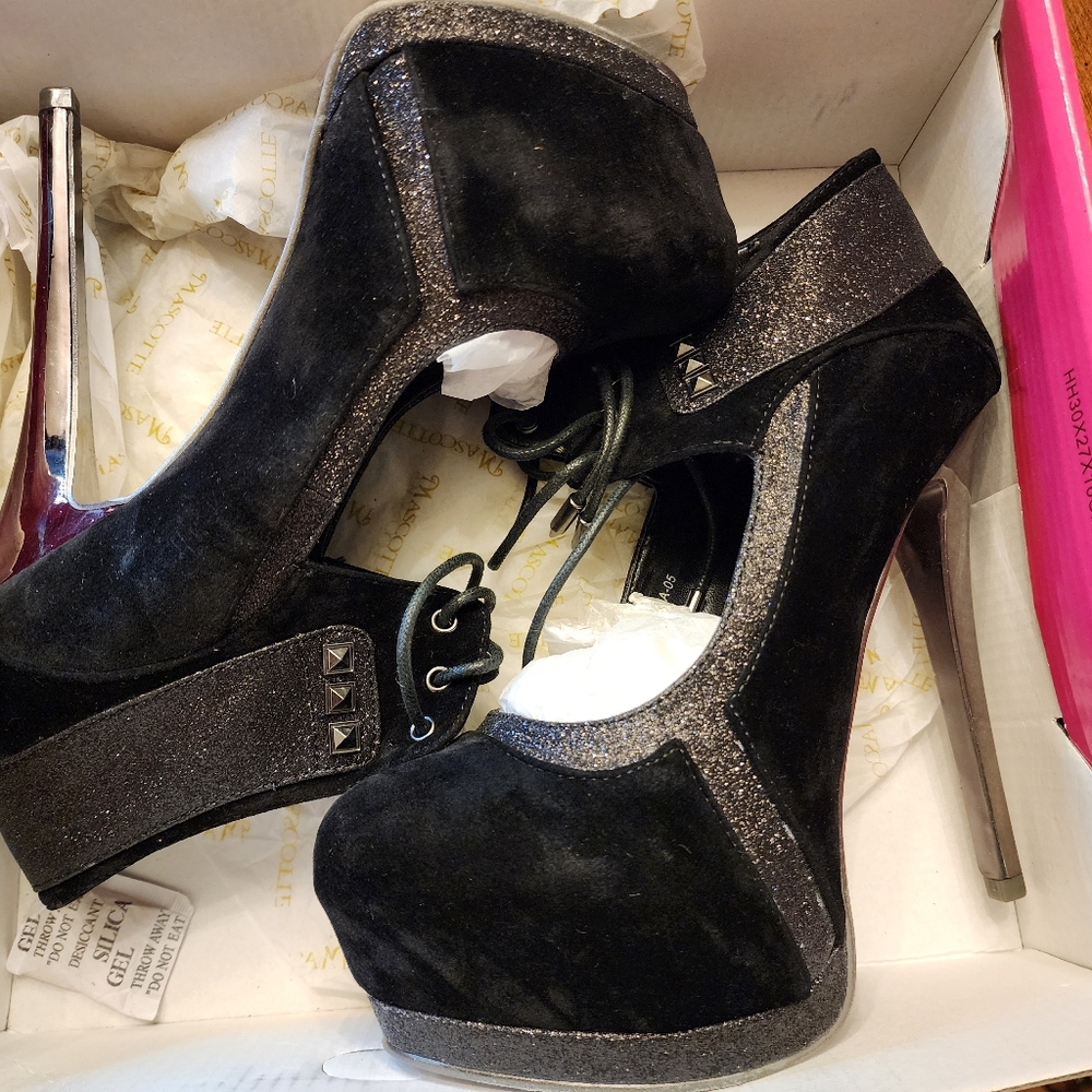 Mascotte 6" Stiletto Heels Black Ankle Straps 8 | Womens Shoes Size (Donna-05)